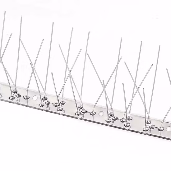 Автоматические садовые растения, стеклянные птицы, улитки, лебеди, самополивающиеся колья, глобусы, шипы